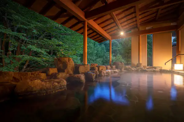 Shirakaba no Yu - อ่างอาบน้ำกลางแจ้ง