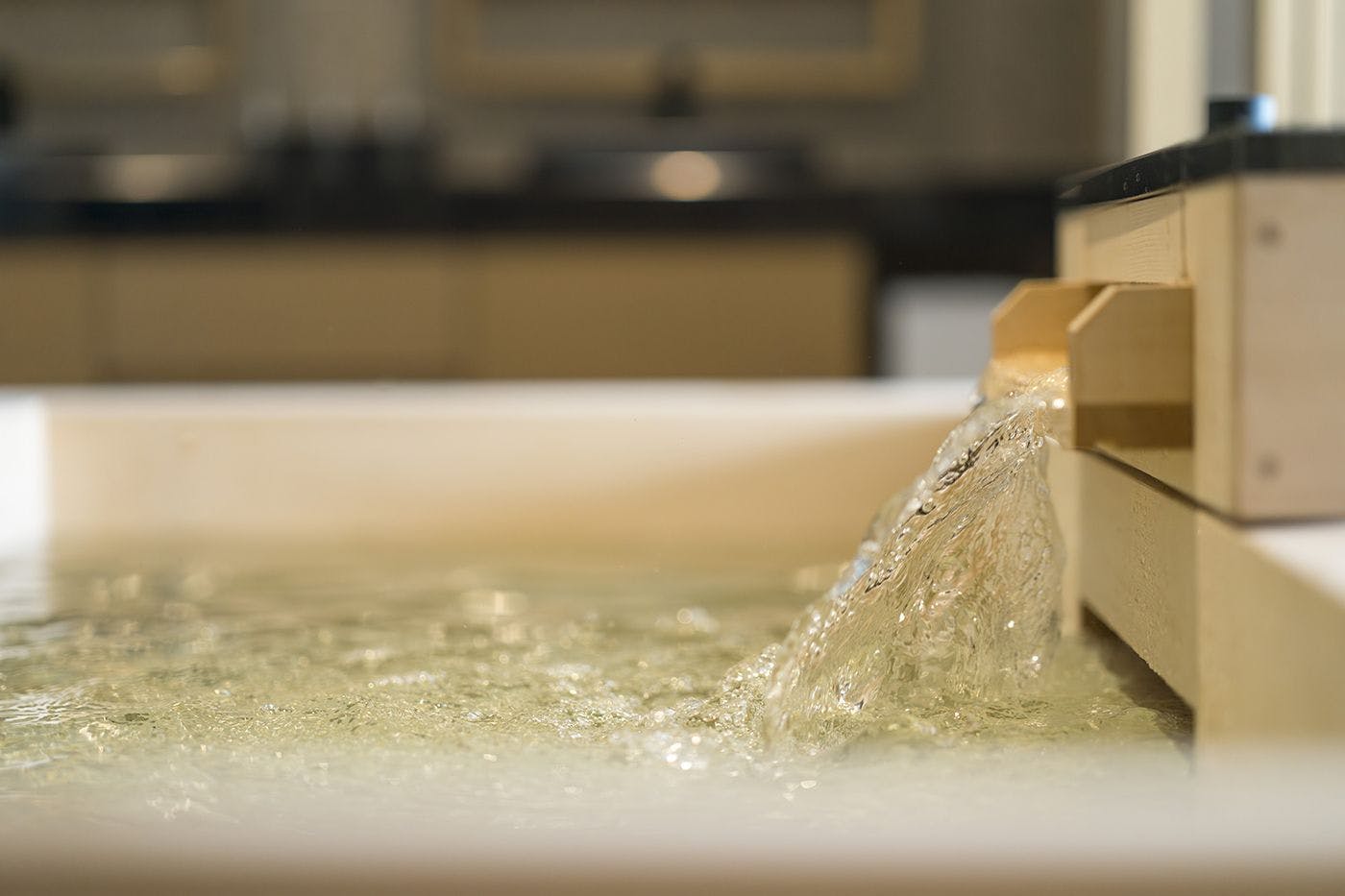 น้ำพุร้อน