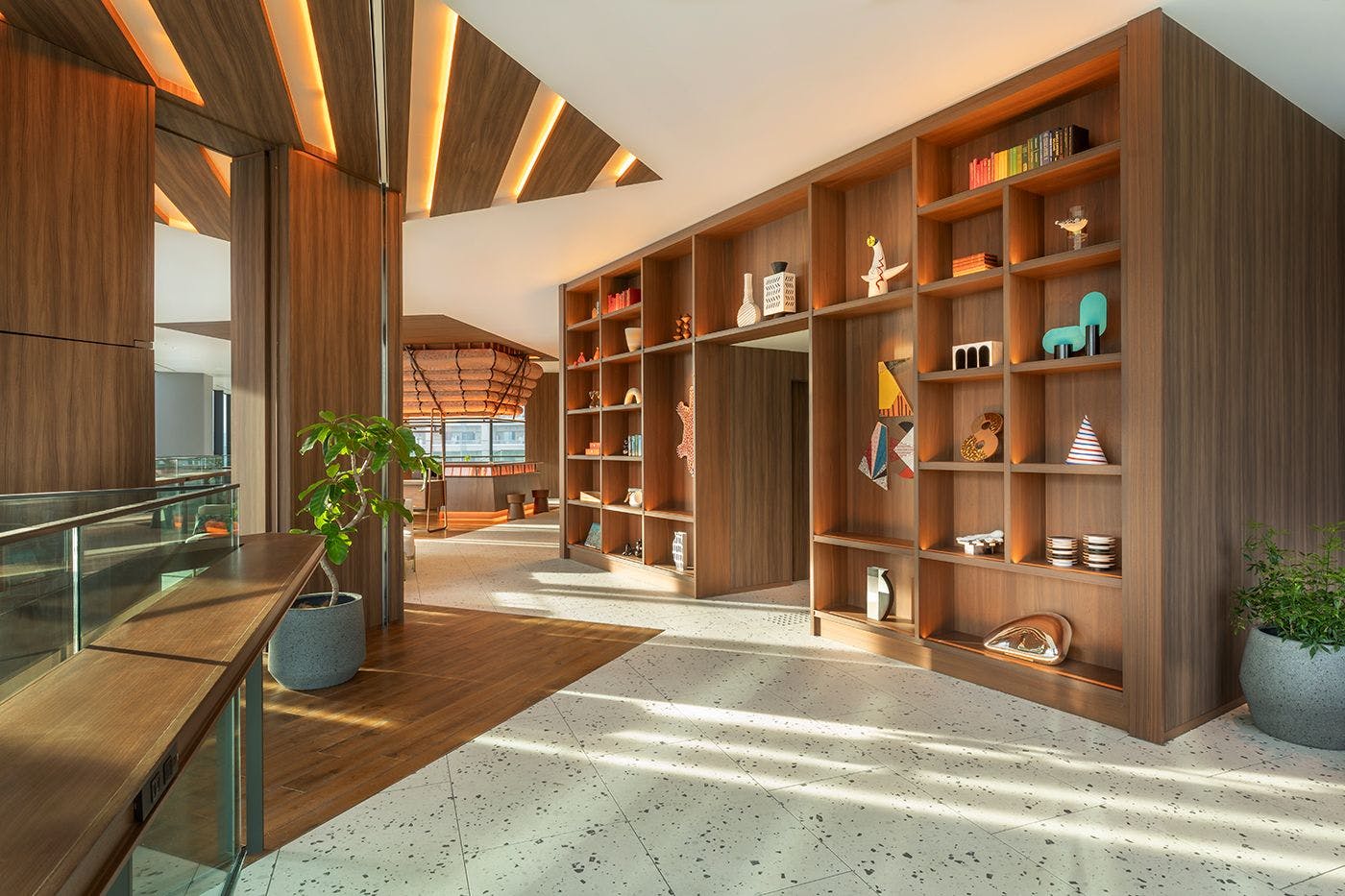 ภายในอาคาร