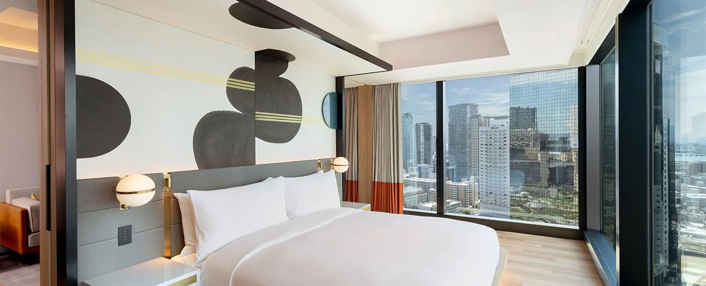 Canopy Corner Suite (เตียงคิงไซส์)