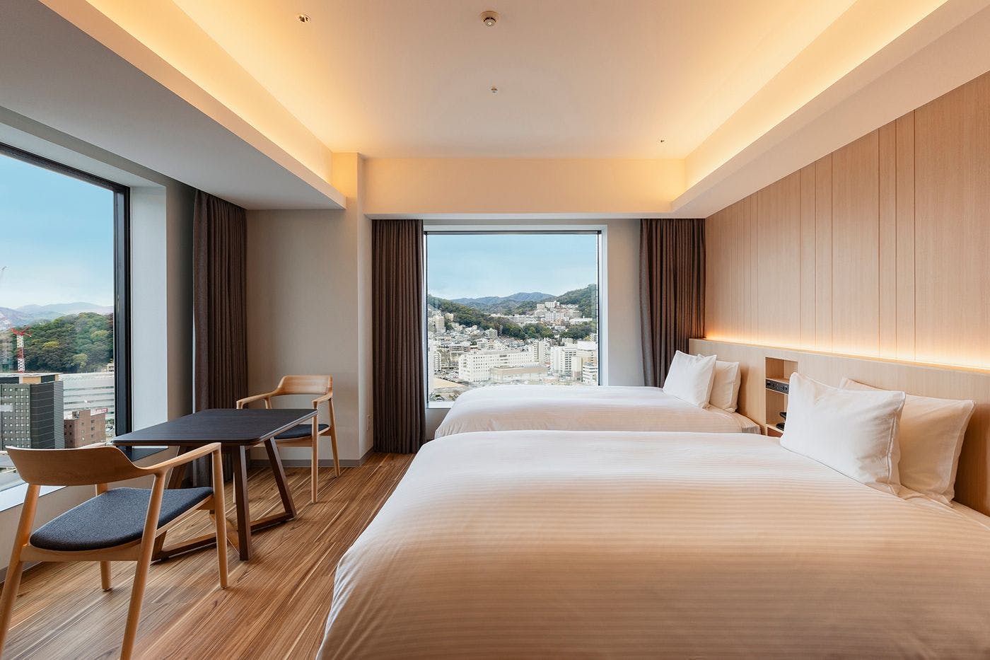 Kamar Twin Sudut Superior