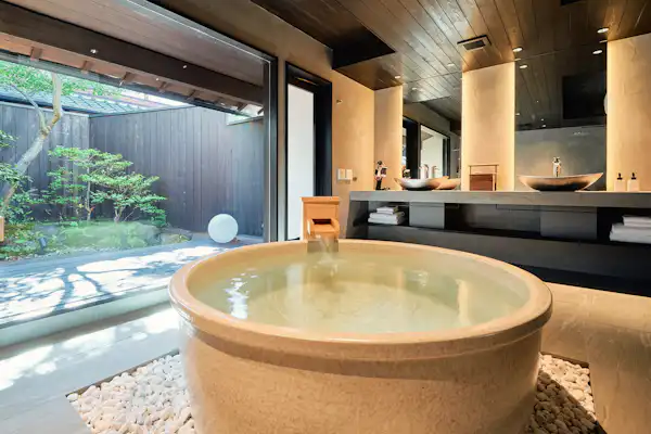 น้ำพุร้อน