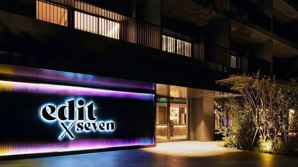 edit x seven FUJI GOTEMBA