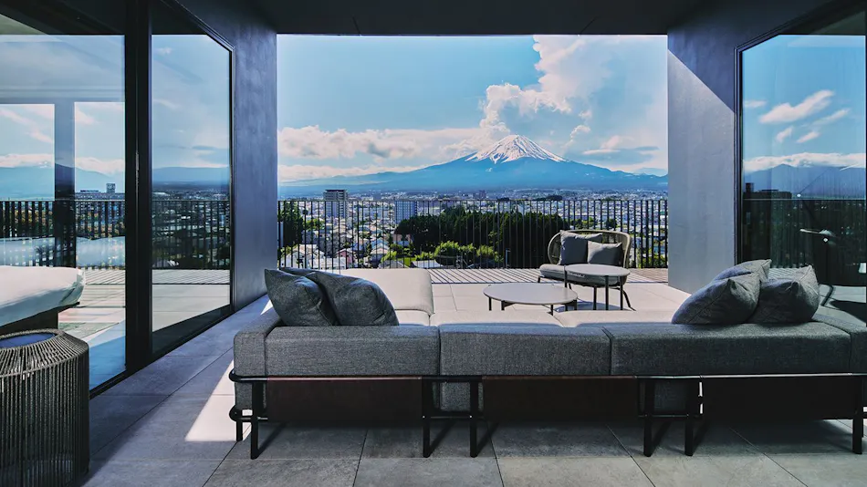 edit x seven FUJI GOTEMBA