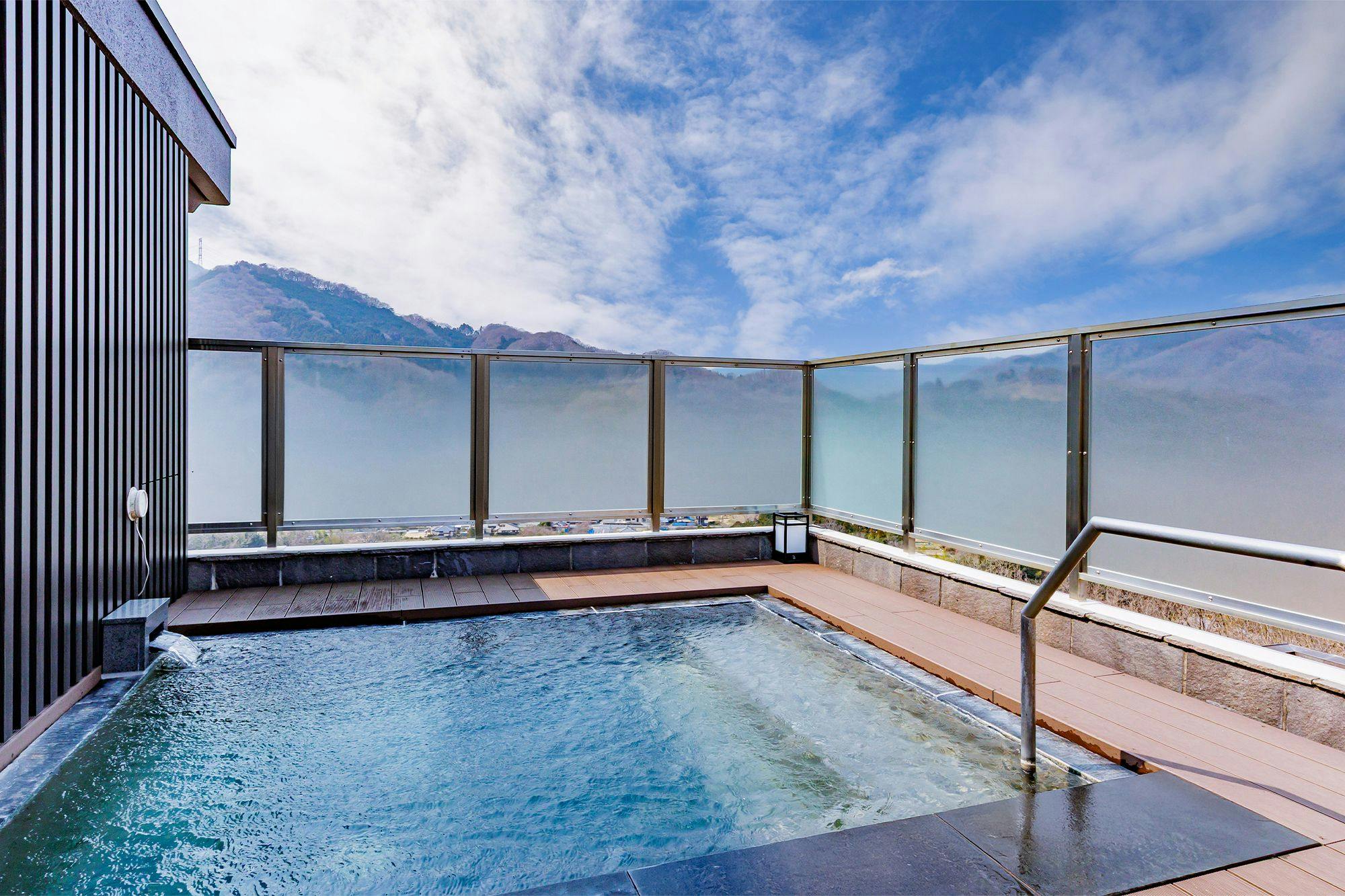 宿泊予約 一休.com