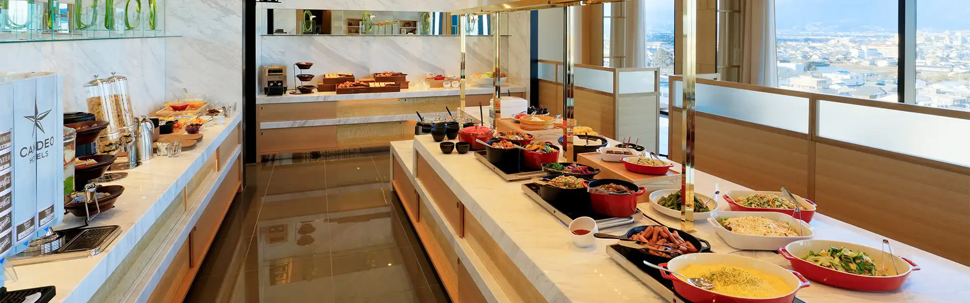 朝食会場