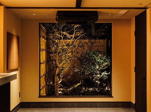 画像の内容がこちらに表示されていないため、翻訳できません。  
a_tp_01_20260324.jpg をアップロードし直すか、画像内の日本語テキストを貼り付けてください。