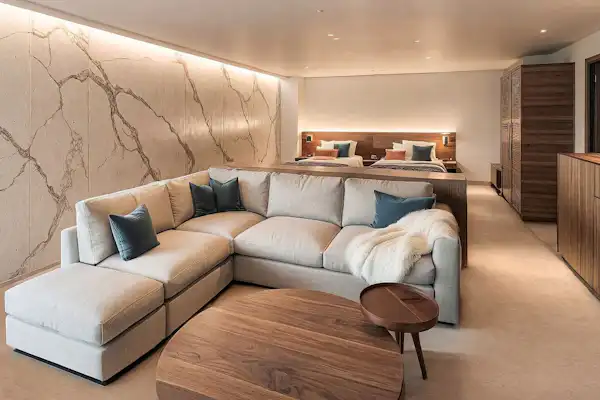 Luxury Suite