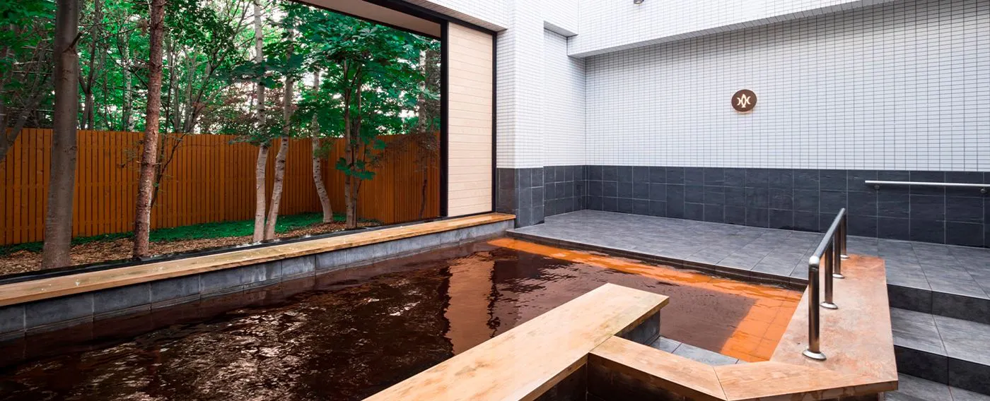 บ่อน้ำพุร้อนกลางแจ้ง