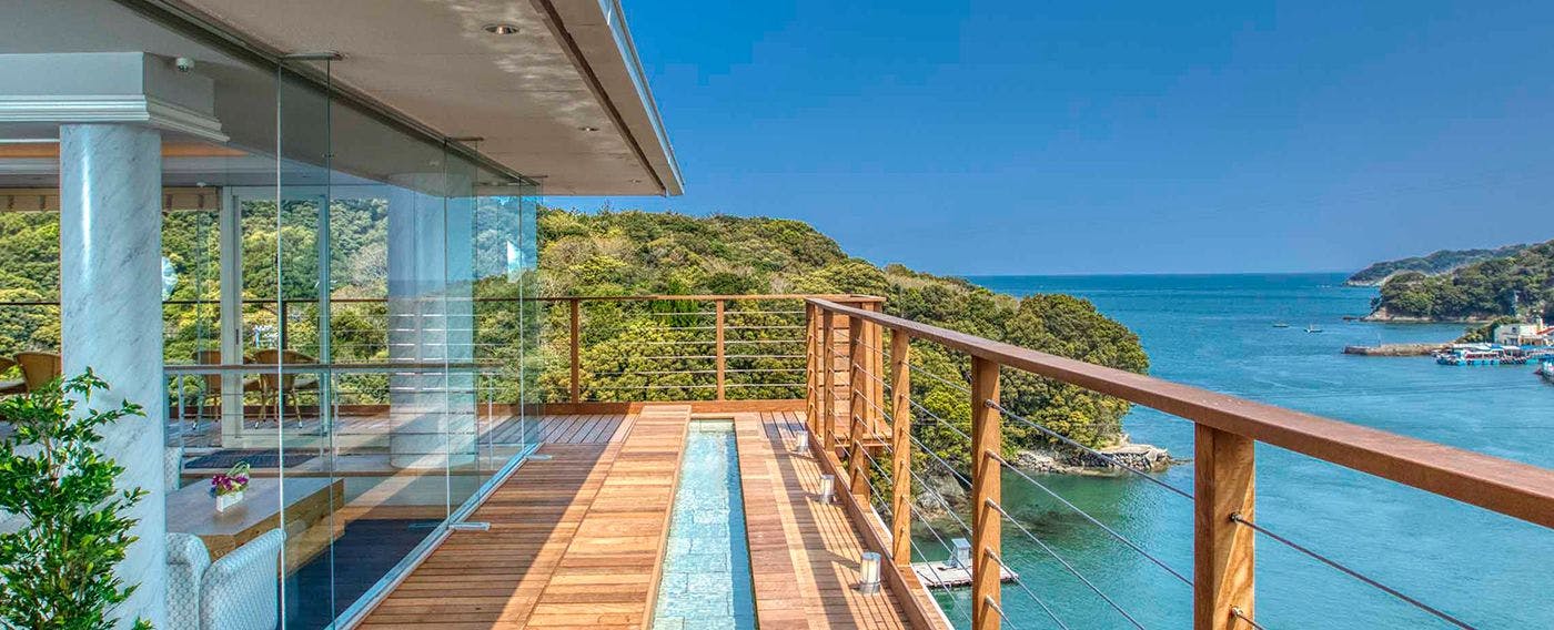 แช่เท้า