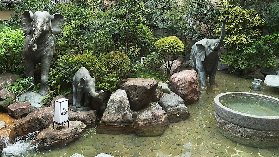 Awara Onsen Guraba-tei Tsukimi Roten no Yado