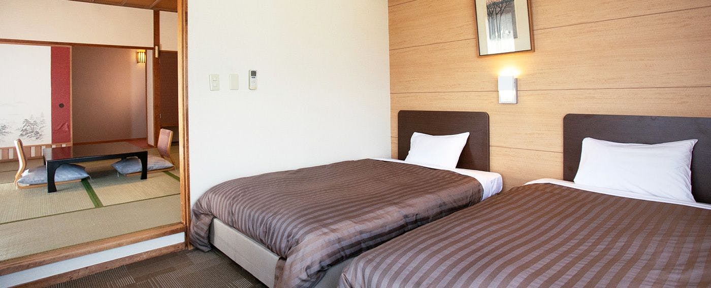 Riverside Ueda Inn