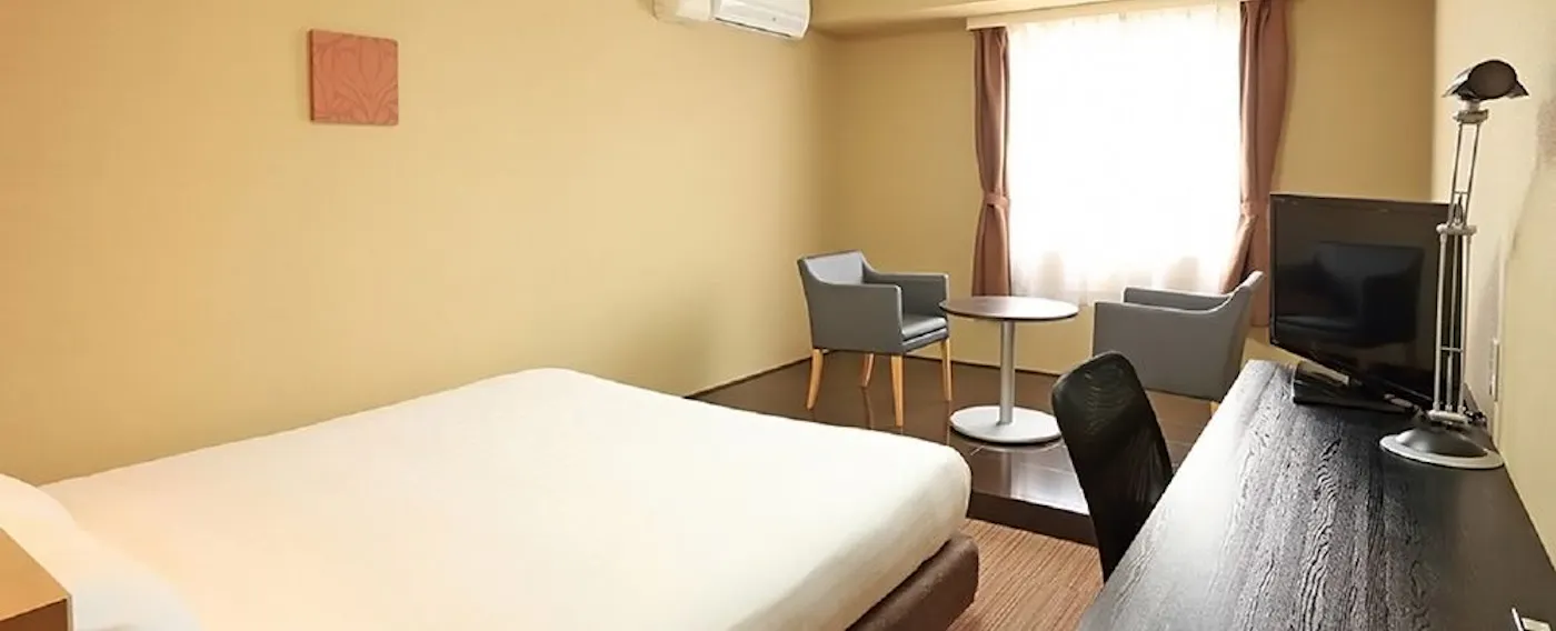 Tilam gegelung jenama Serta