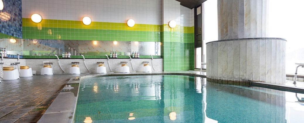 ห้องอาบน้ำรวม