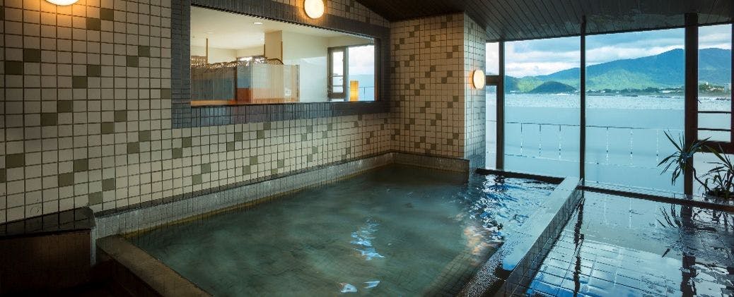 ห้องอาบน้ำรวม