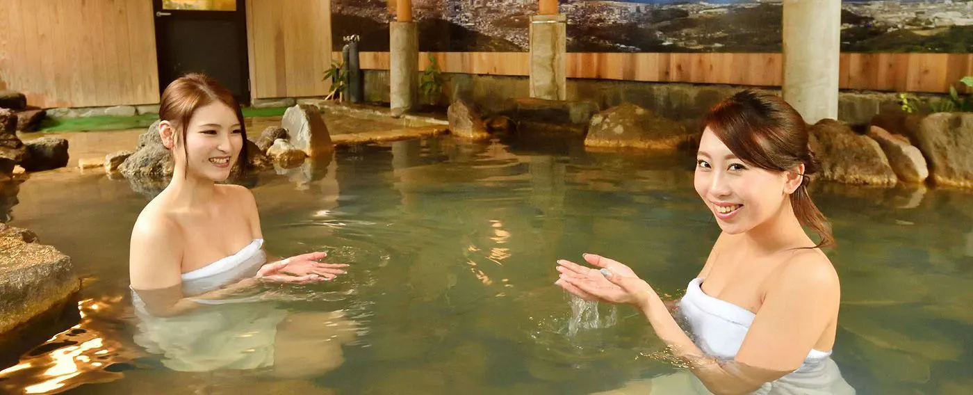 น้ำพุร้อนเบปปุ