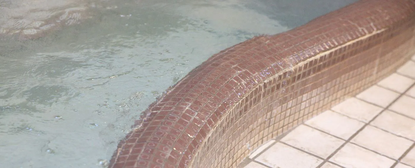 น้ำพุร้อนโดโกะ