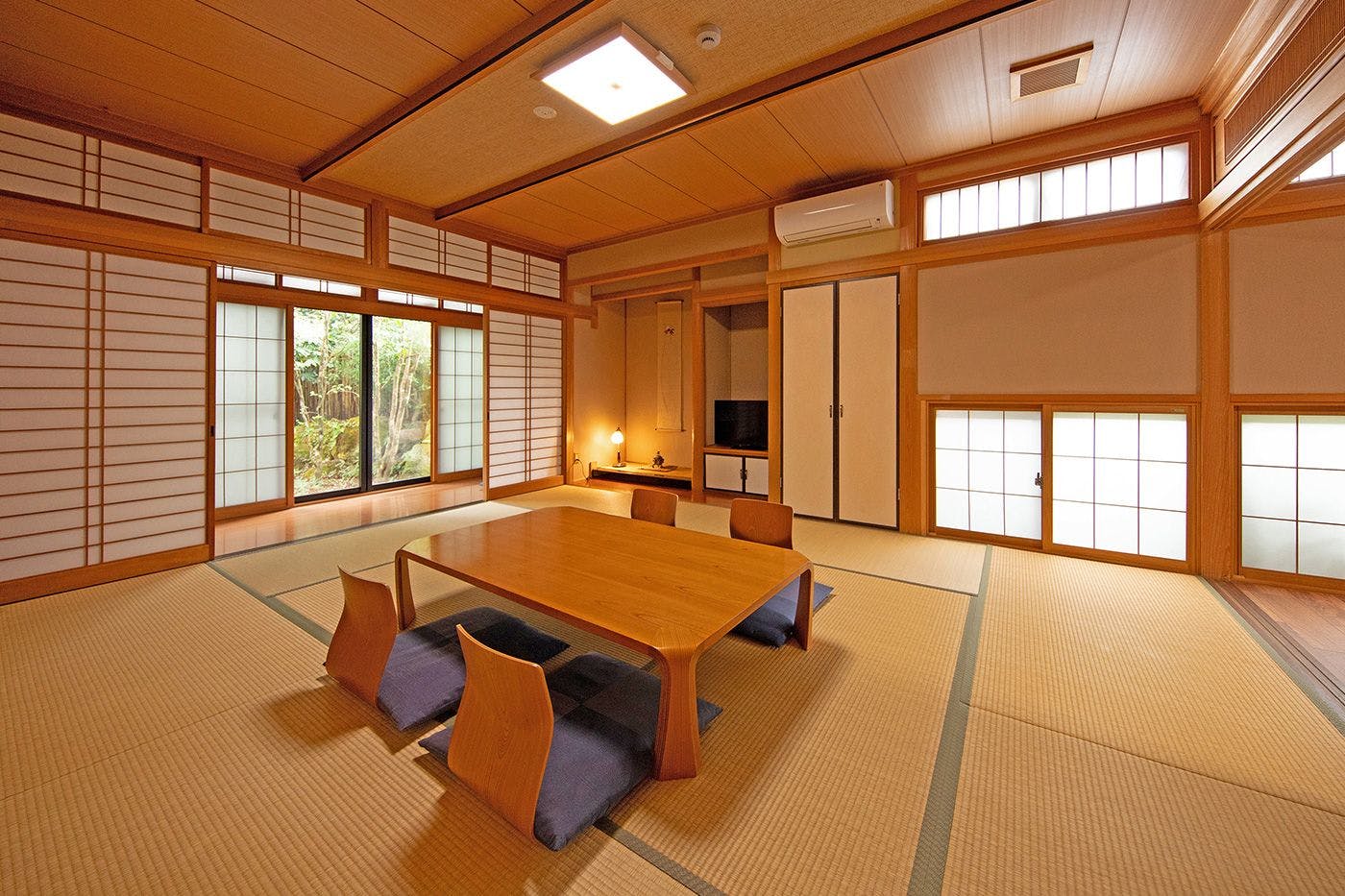 Yufuin Onsen Ryokan Hananomai