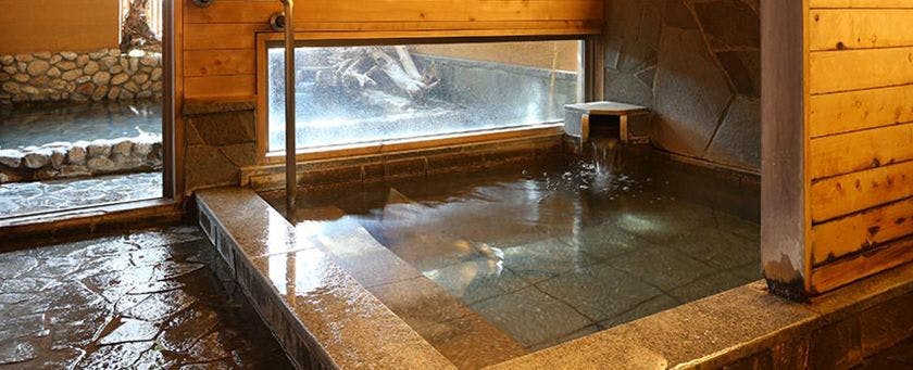 Please upload **huro1.jpg** (or paste the text shown in the image). I can’t translate it until I can see the Japanese content.