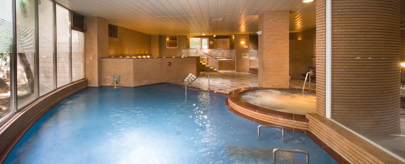 Pemandian Besar 'Yu Plaza'