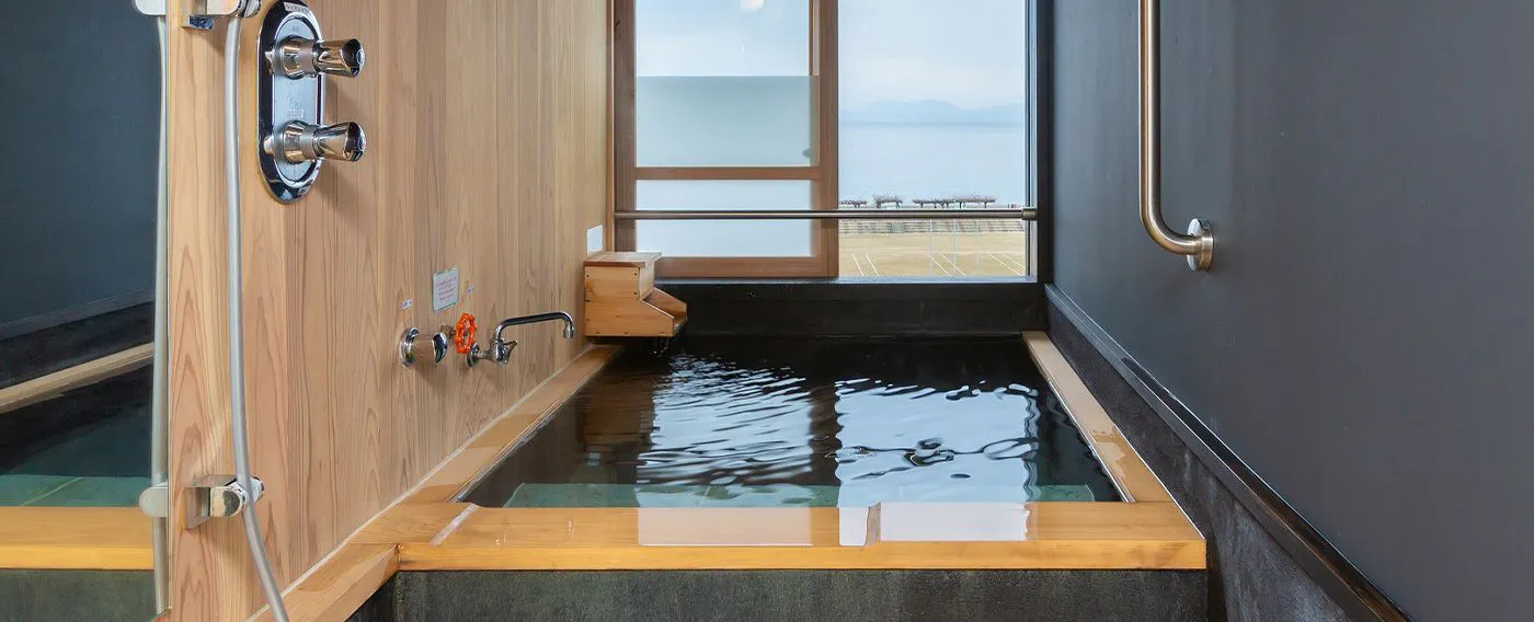 自家源泉かけ流しの宿　伊勢屋