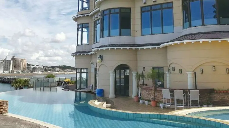 Enoshima Hotel (Enoshima Island Spa Hotel Building)