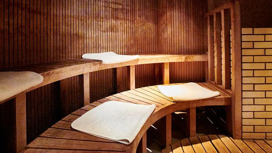 Enoshima Hotel (Enoshima Island Spa Hotel Building)