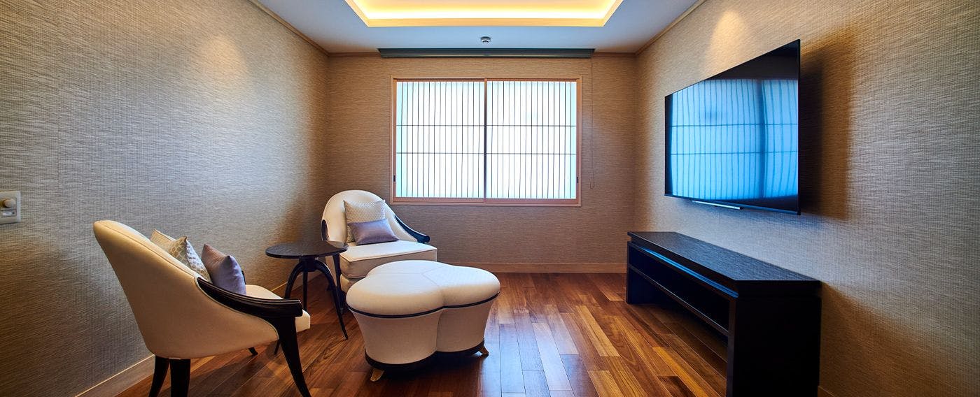 Enoshima Hotel (Enoshima Island Spa Hotel Building)