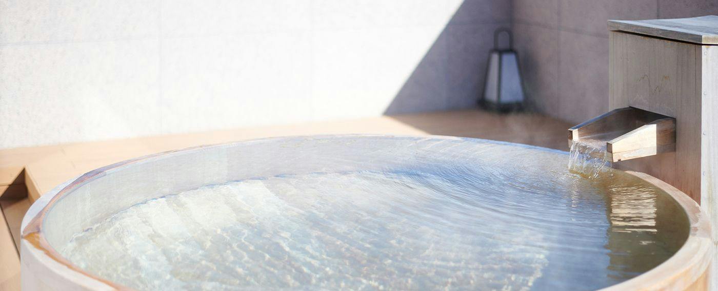 Enoshima Hotel (Enoshima Island Spa Hotel Building)