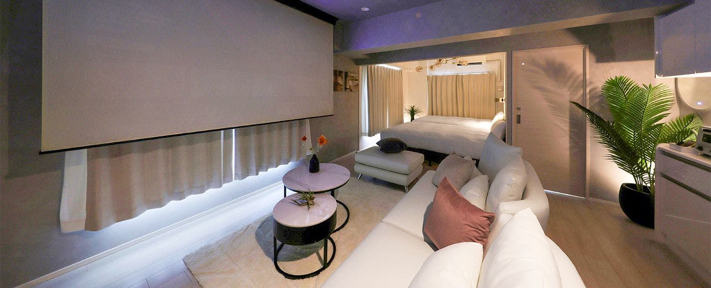 ห้องพักพร้อมโปรเจคเตอร์ขนาดใหญ่