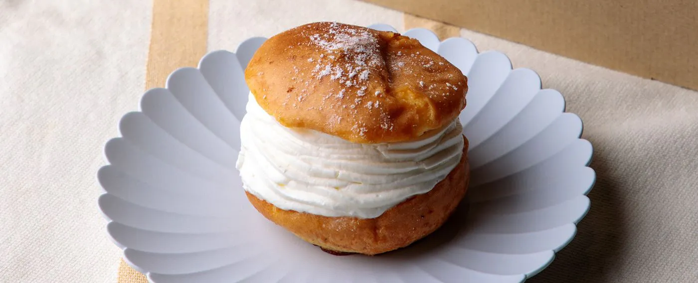 ขนมหวานนอร์ดิก 'เซมลา'