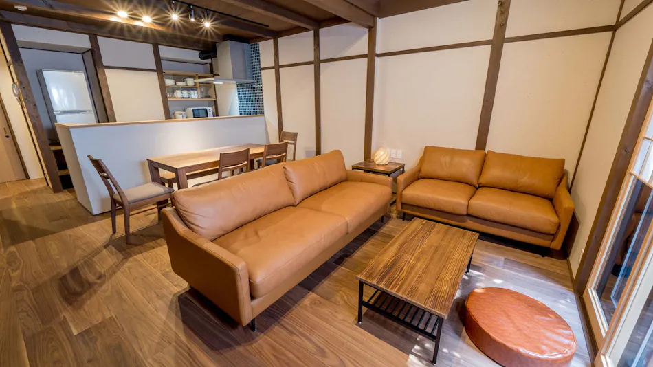 RESI STAY Villa Silktree