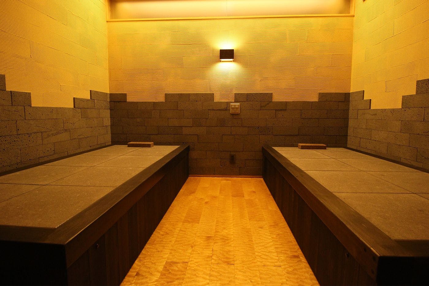 อ่างอาบน้ำหินร้อนส่วนตัว