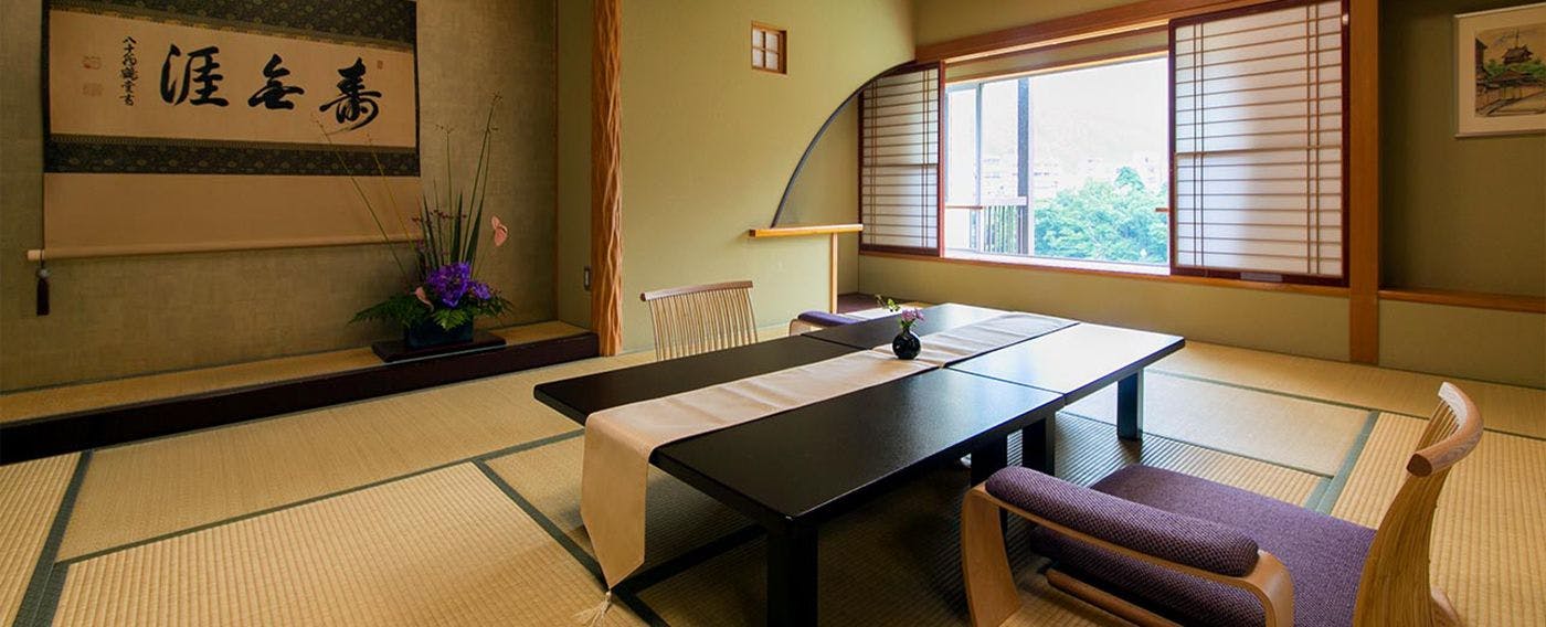 Popular Open-Air Bath Rooms and Seasonal Delicacies of Toyama, Unazuki Onsen Sunyanagi-tei