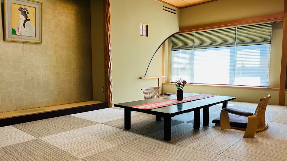 Popular Open-Air Bath Rooms and Seasonal Delicacies of Toyama, Unazuki Onsen Sunyanagi-tei
