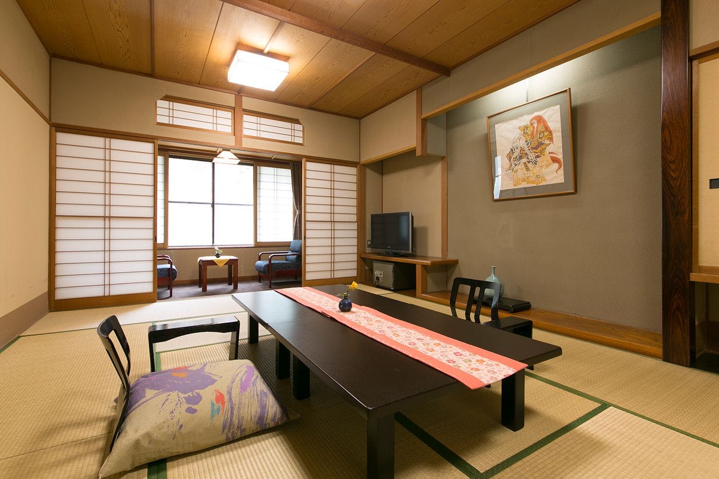 Popular Open-Air Bath Rooms and Seasonal Delicacies of Toyama, Unazuki Onsen Sunyanagi-tei