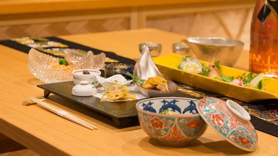 Popular Open-Air Bath Rooms and Seasonal Delicacies of Toyama, Unazuki Onsen Sunyanagi-tei