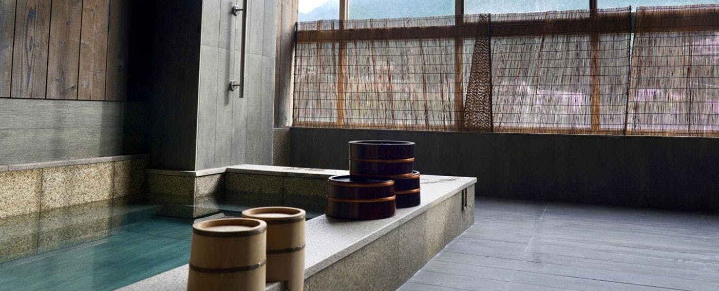 ห้องอาบน้ำรวม