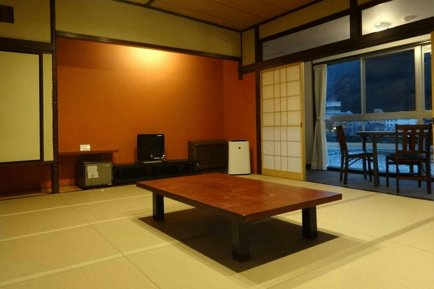 Sakura RiverSide Stay Gero Onsen