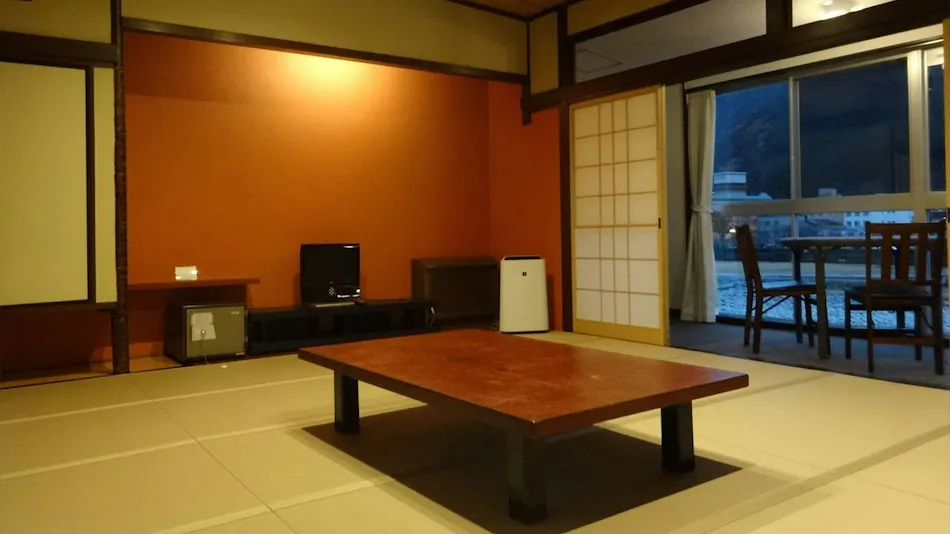 Sakura RiverSide Stay Gero Onsen
