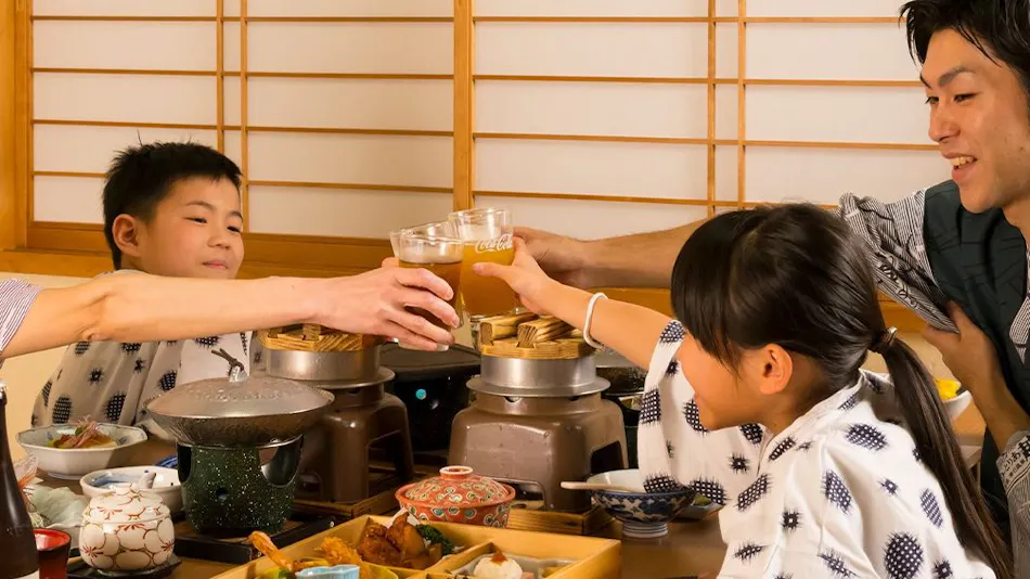 Jintsukyo Kasuga Onsen Tominowa