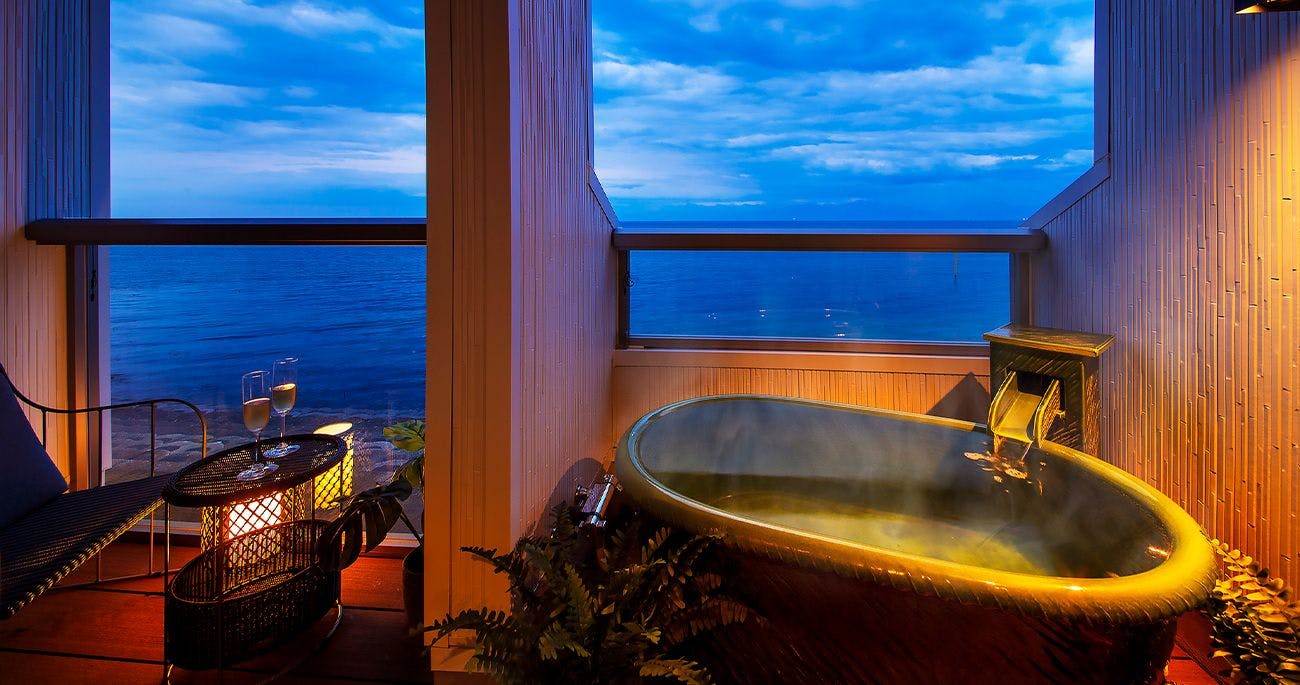 บ่อน้ำพุร้อนกลางแจ้ง