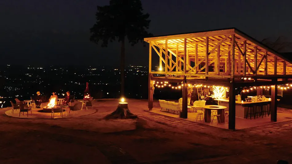ETOWA KASAMA: Outdoor Resort Close to the Sky and Forest