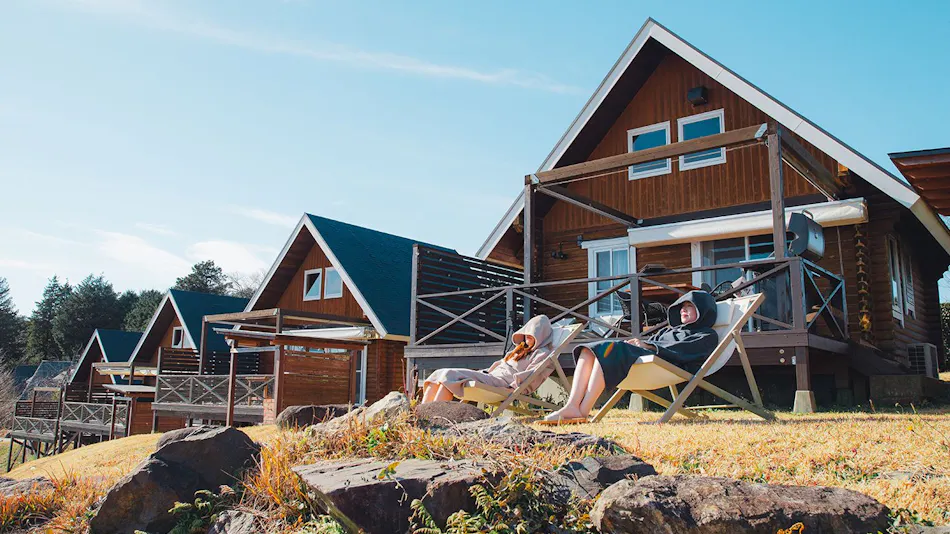 ETOWA KASAMA: Outdoor Resort Close to the Sky and Forest
