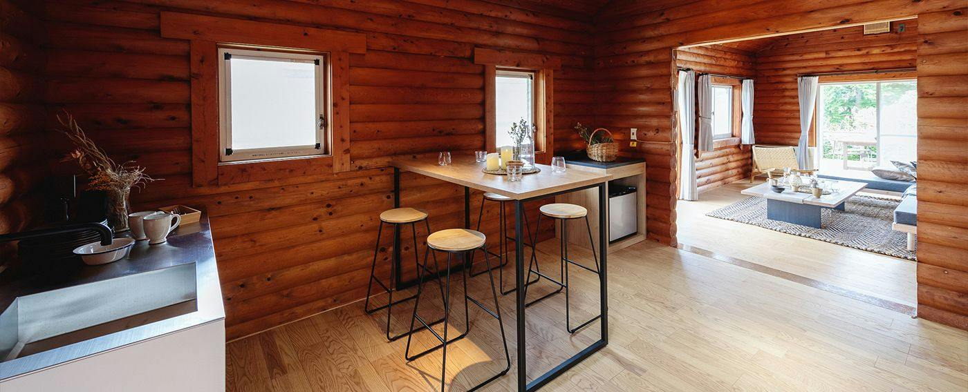 ETOWA KASAMA: Outdoor Resort Close to the Sky and Forest