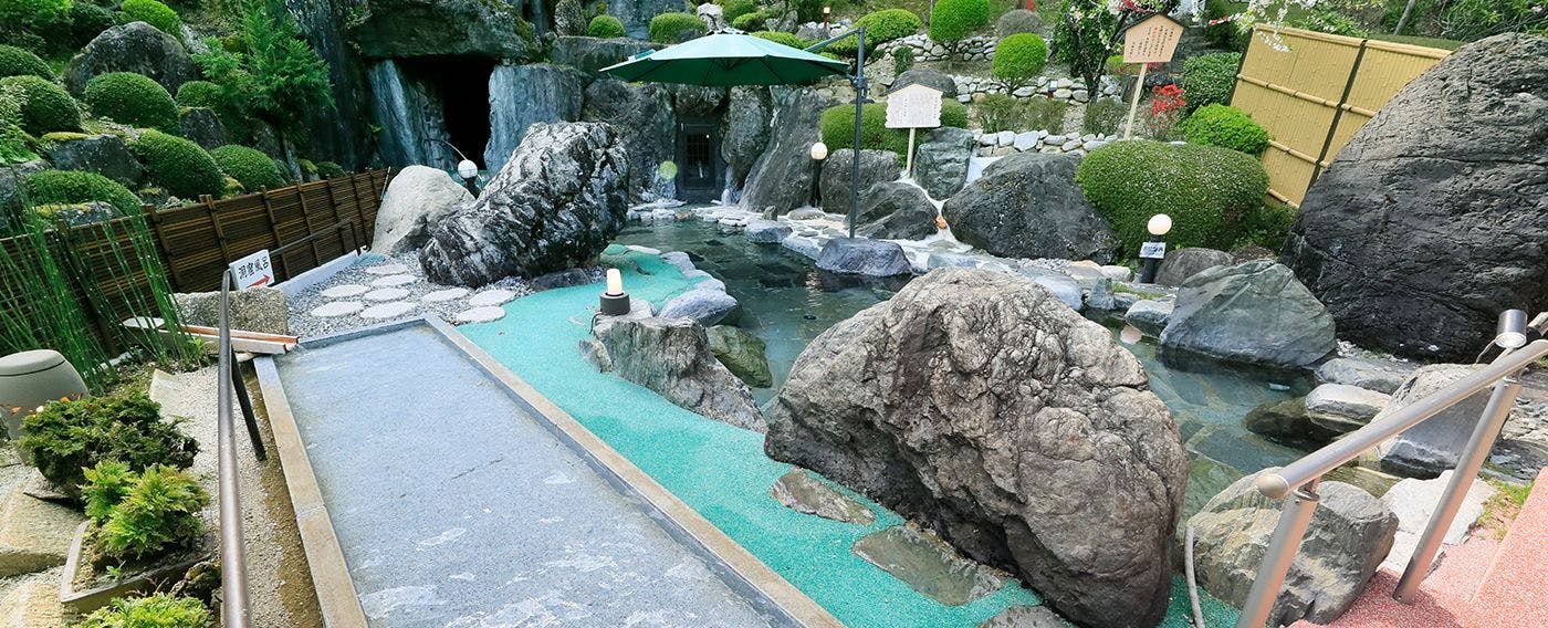 奇岩庭園大露天風呂　男湯