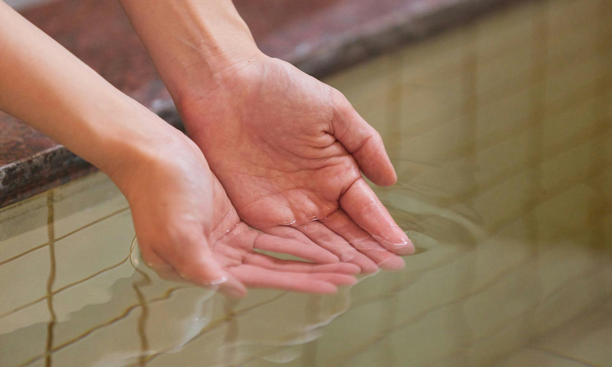 ภาพลักษณ์น้ำพุร้อน