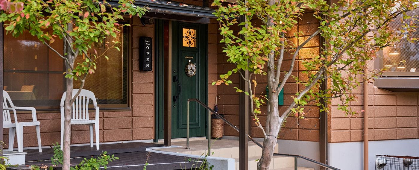 ภายนอกและทางเข้า