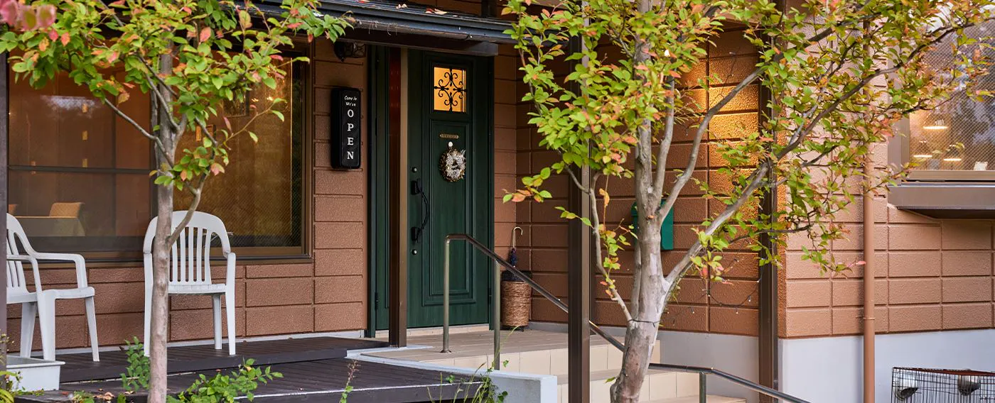 ภายนอกและทางเข้า