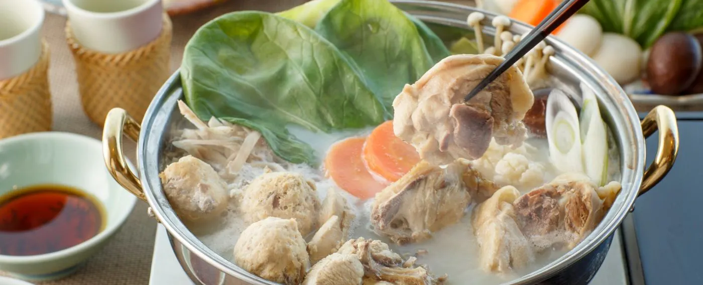 หม้อไฟไก่สไตล์ฮากาตะ